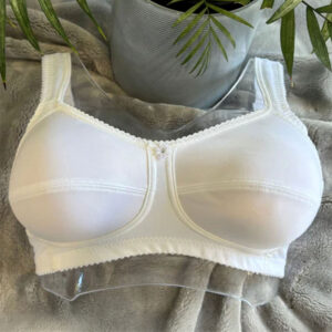 Daily Diana White* 12A